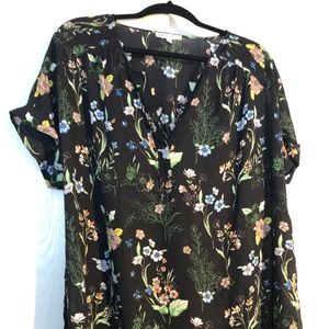 Floral sleeveless top